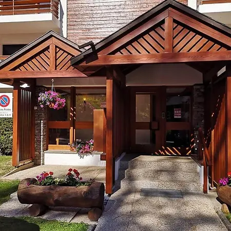 Appartement Studio Crans-Montana. Pool, Tennis, Sunny Balcony.